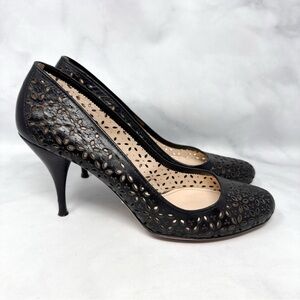Prada Eyelet Lace Laser Cut Leather Closed Toe Midi Pumps Heels Retro Black 39.5